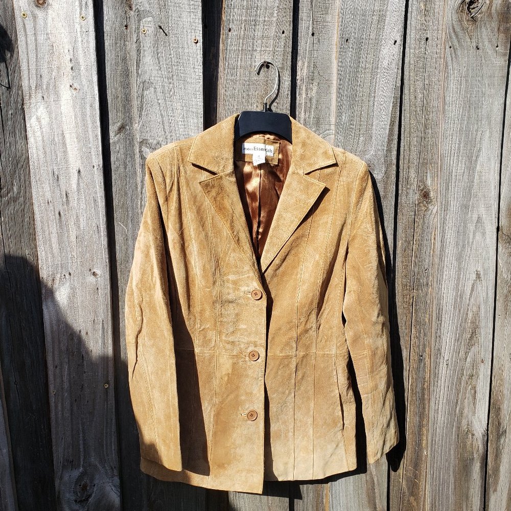 Beautiful Suede Jacket Modern Essentials size M
